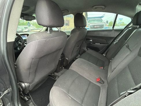 Used 2016 Chevrolet Cruze LT FWD image 19