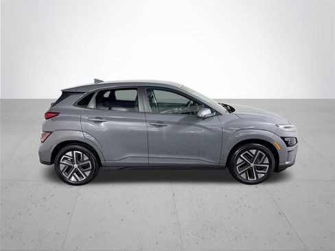 Used 2023 Hyundai Kona SE FWD image 5