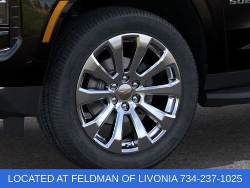 New 2025 Chevrolet Suburban Premier w/ Sun And Tow Package image 9