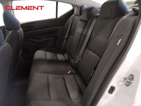 Used 2025 Nissan Altima 2.5 SV image 29