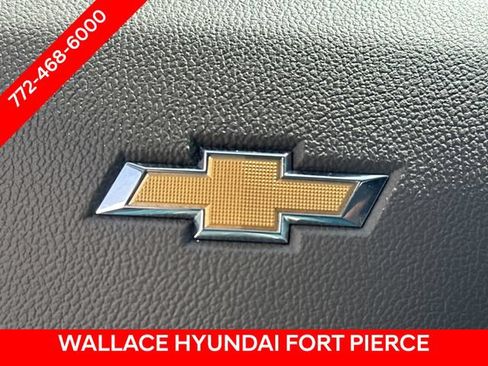 Used 2020 Chevrolet Traverse LT FWD image 29
