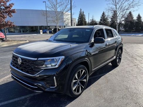 New 2026 Volkswagen Atlas Cross Sport SEL Premium R-Line AWD/4WD image 3
