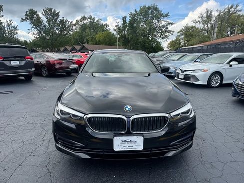 Used 2019 BMW 530e xDrive image 2