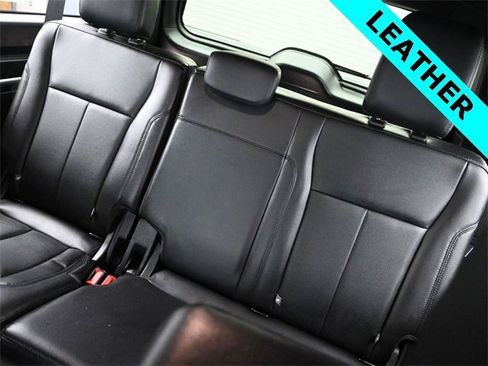 Used 2020 Ford Expedition Max XLT w/ Equipment Group 202A image 12