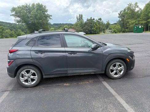 Used 2023 Hyundai Kona SEL w/ Convenience Package FWD image 3