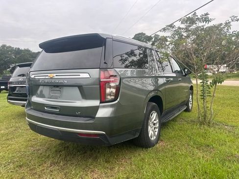 Used 2024 Chevrolet Suburban LT AWD/4WD image 4