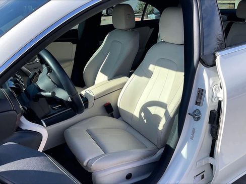 Used 2023 Mercedes-Benz CLA 250 4MATIC image 7