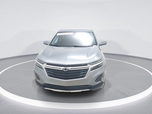 Used 2024 Chevrolet Equinox LT w/ LPO, Floor Liner Package FWD image 2