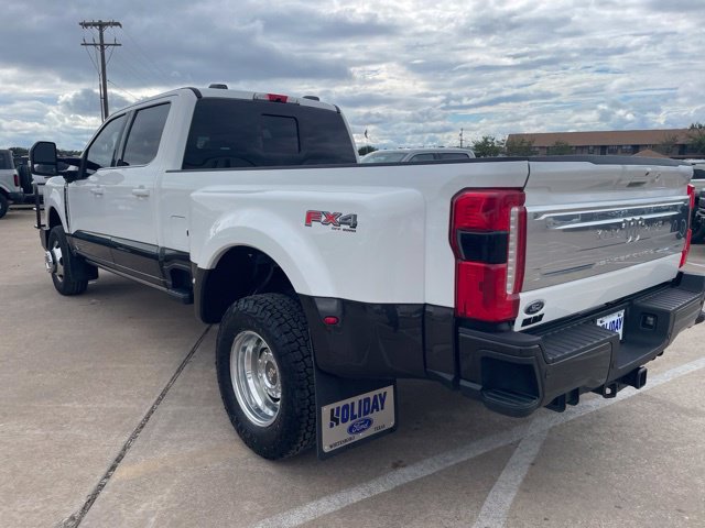 Used 2024 Ford F350 King Ranch w/ FX4 Off-Road Package AWD/4WD image 6