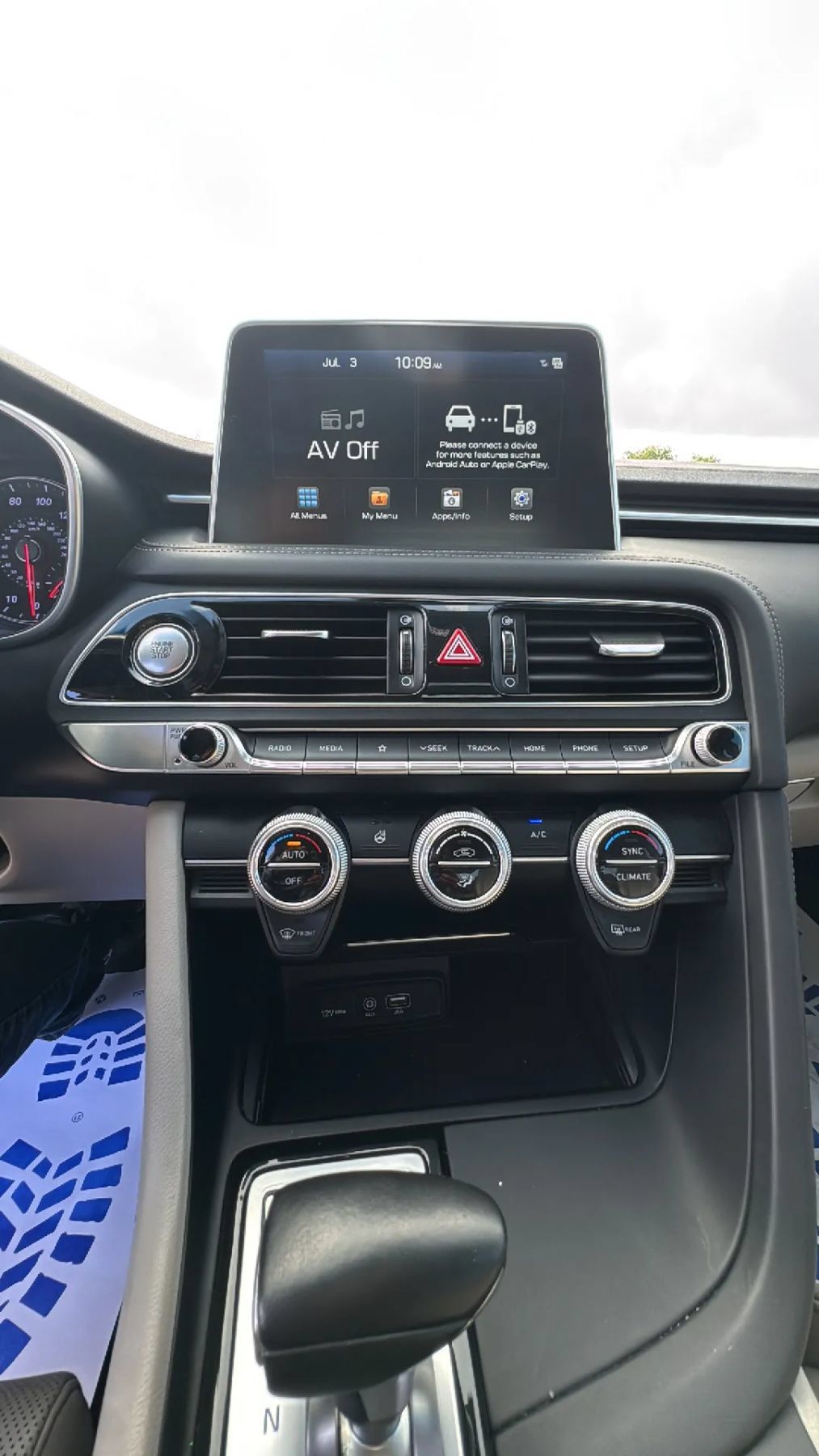 Used 2019 Genesis G70 2.0T Advanced AWD/4WD image 23