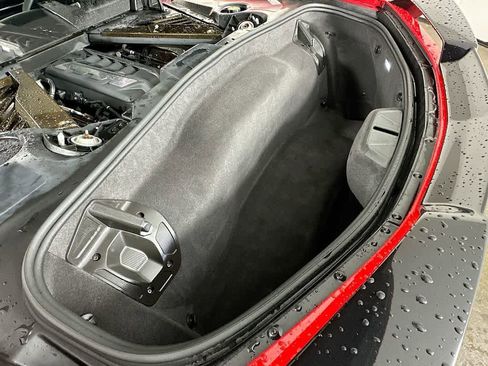 Used 2020 Chevrolet Corvette Stingray Premium Cpe w/ 3LT image 19