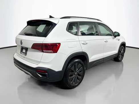 Used 2024 Volkswagen Taos S FWD image 4