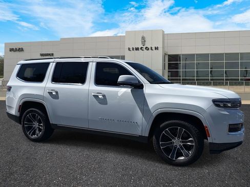 Used 2022 Jeep Grand Wagoneer Series I image 1