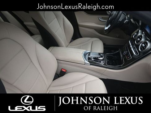 Used 2015 Mercedes-Benz C 300 Sedan image 10