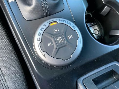 New 2025 Ford Bronco Big Bend image 15