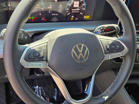 New 2026 Volkswagen Tiguan S FWD image 11