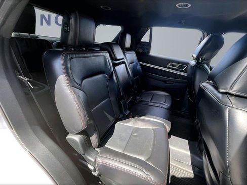 Used 2019 Ford Explorer Sport AWD/4WD image 25