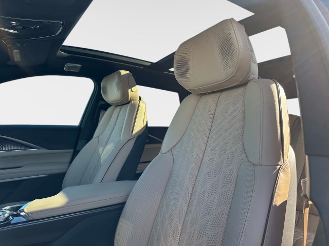 Certified 2026 Cadillac Lyriq Signature Luxury w/ Nappa Leather Package AWD/4WD image 18