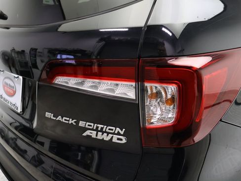 Used 2020 Honda Pilot Black Edition image 9