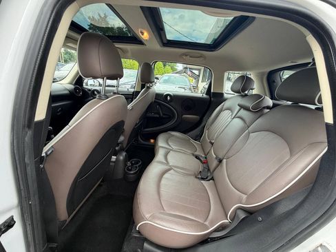 Used 2014 MINI Cooper Countryman S FWD image 9