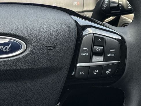 Used 2022 Ford Escape SEL w/ Technology Package FWD image 14