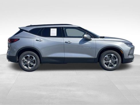 New 2026 Chevrolet Blazer LT w/ Convenience Package image 2