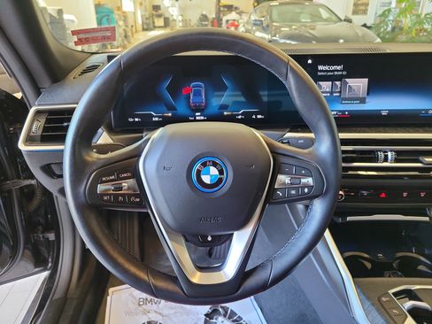 Used 2023 BMW i4 eDrive35 w/ Premium Package image 21