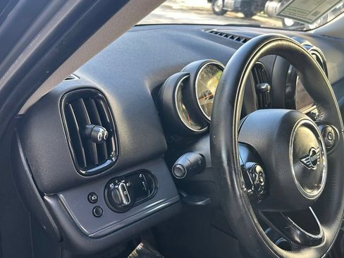 Used 2019 MINI Cooper Countryman FWD image 16