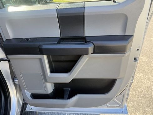 Used 2019 Ford F150 XL w/ Equipment Group 101A Mid AWD/4WD image 37