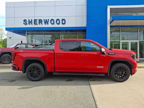 Used 2022 GMC Sierra 1500 Elevation w/ X31 Off-Road Package AWD/4WD image 7