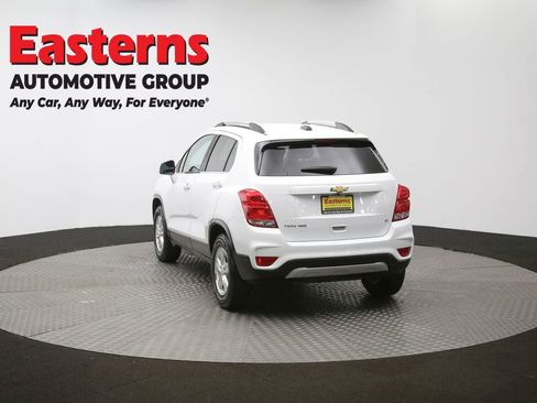 Used 2020 Chevrolet Trax LT w/ LT Convenience Package image 64