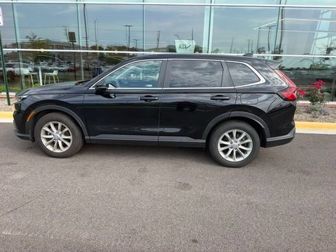 Used 2024 Honda CR-V EX image 3