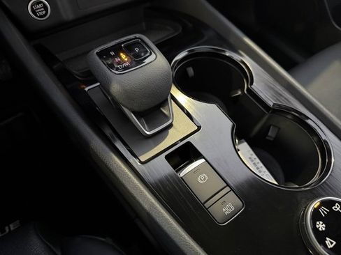 Used 2021 Nissan Rogue SV w/ Premium Package image 25