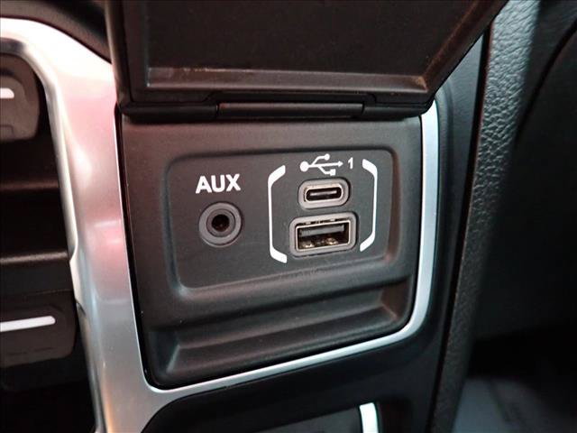 Used 2023 Jeep Gladiator Rubicon w/ Cold Weather Group AWD/4WD image 19