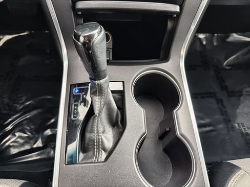 Used 2017 Toyota Camry XLE image 21