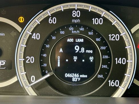 Used 2017 Honda Accord Touring image 12