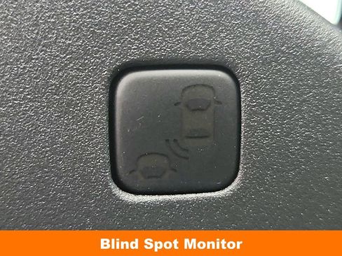 Used 2022 Honda Pilot TrailSport image 13