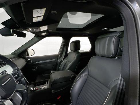 Used 2023 Land Rover Discovery HSE R-Dynamic image 22