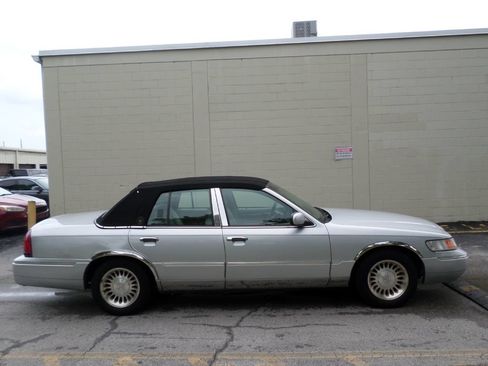Used 2000 Mercury Grand Marquis LS RWD image 1