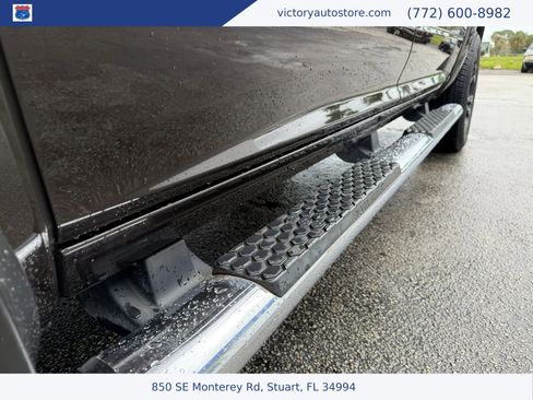 Used 2017 RAM 1500 Laramie w/ Convenience Group image 11