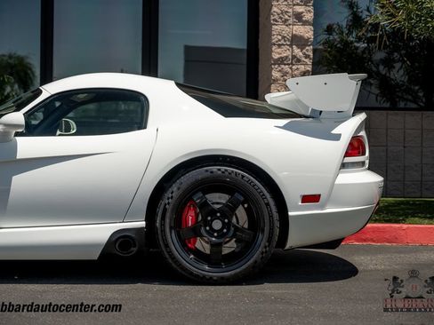 Used 2009 Dodge Viper ACR RWD image 35