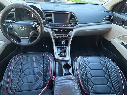 Used 2017 Hyundai Elantra Limited w/ Limited Tech Package 04 FWD image 10