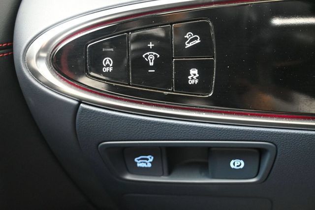 Used 2025 Genesis GV70 3.5T Sport AWD/4WD image 24