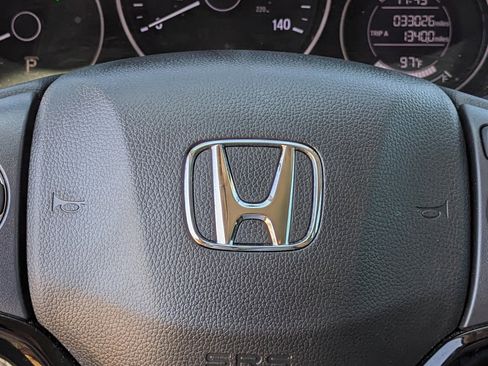 Used 2022 Honda HR-V LX image 39