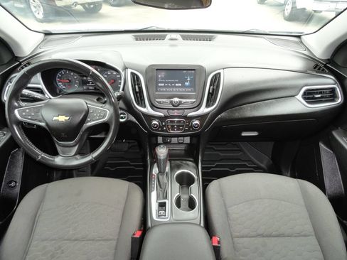 Used 2018 Chevrolet Equinox LT FWD image 6