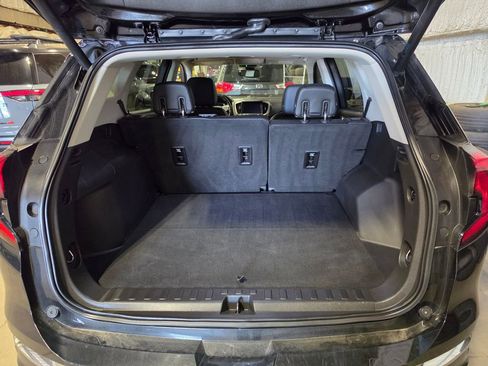 Used 2019 GMC Terrain Denali w/ Driver Alert Package II FWD image 8