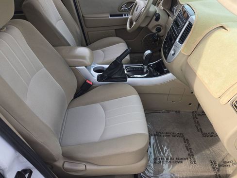 Used 2006 Mercury Mariner Convenience image 29