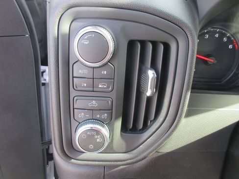 New 2026 GMC Sierra 1500 Pro image 17