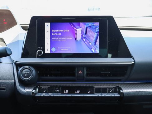 Certified 2024 Toyota Prius XLE FWD image 14