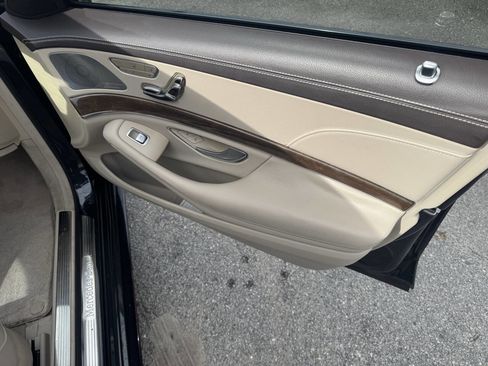 Used 2015 Mercedes-Benz S 550 S 550 4MATIC AWD 4dr Sedan image 18